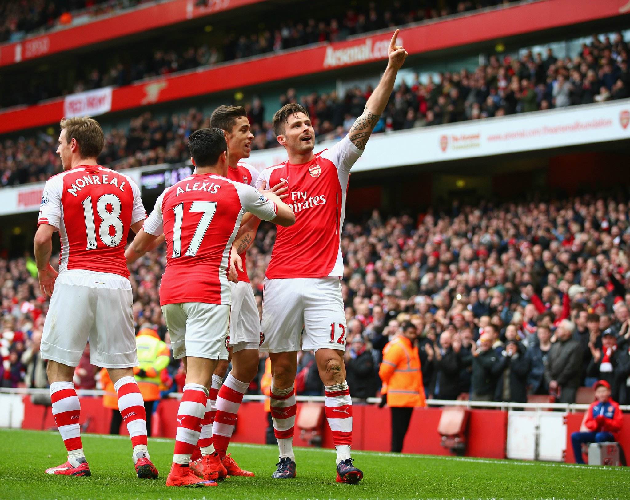 犹他爵士逆转击败篮网，豪取两连胜，马尔卡宁和乔治表现突出，篮网失误和外线投射不佳。（爵士逆转篮网取两连胜，马尔卡宁乔治闪耀，篮网失误多且外线低迷）